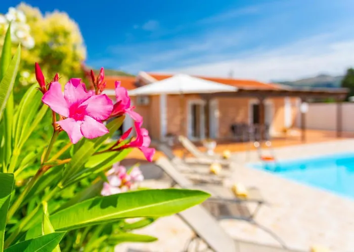 Villa Peach Kateleios